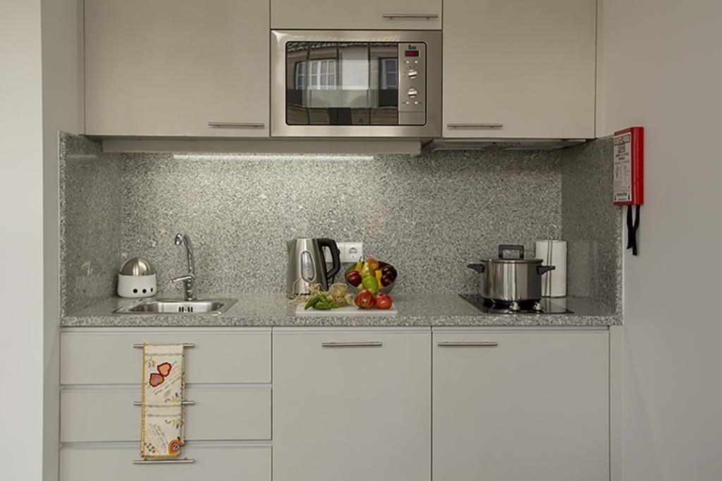 Clerigos View Apartment Порто Стая снимка