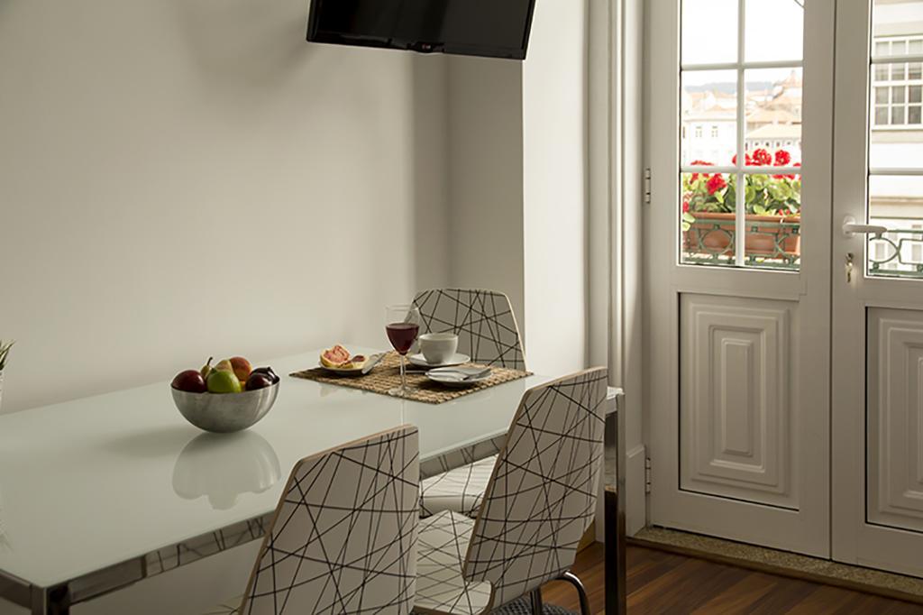 Clerigos View Apartment Порто Стая снимка